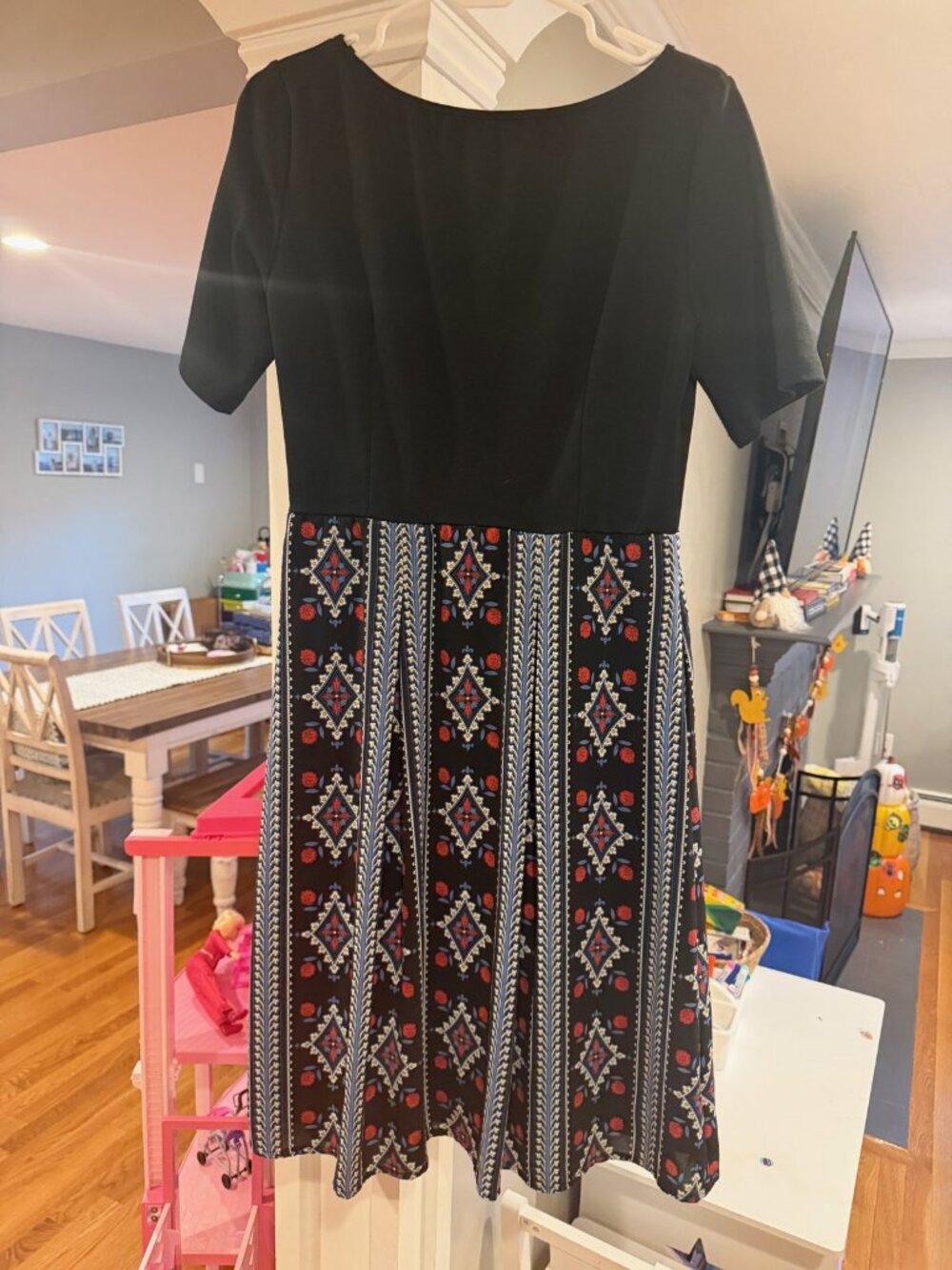 Vfemage Black Dress with Printed Pleated Skirt